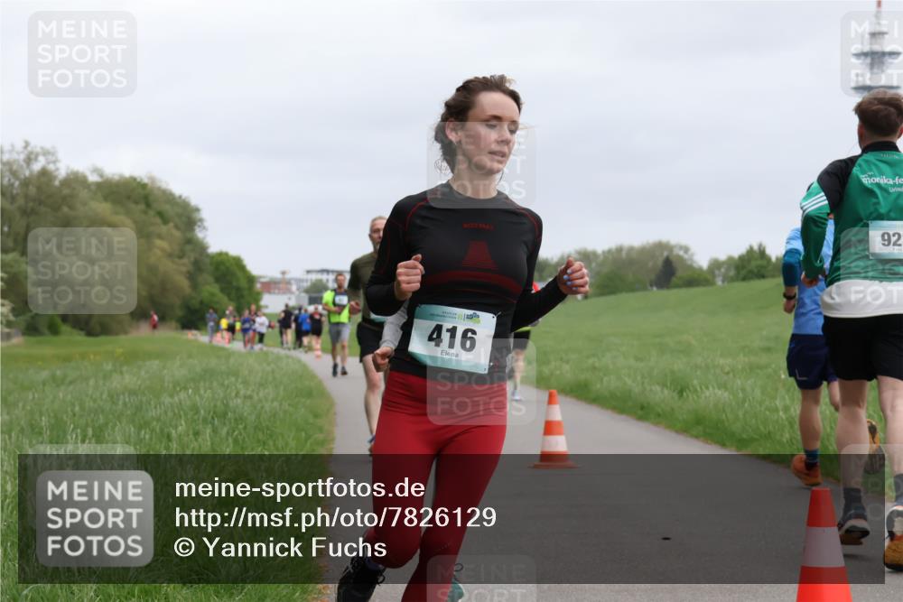 04.05.2025 - 8. Wedeler Halbmarathon Yannick Fuchs http://msf.ph/oto/7826129 04.05.2025 11:13:23 Laufen 416, 92 meine-sportfotos.de