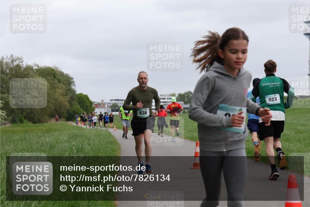 04.05.2025 - 8. Wedeler Halbmarathon Yannick Fuchs http://msf.ph/oto/7826134 04.05.2025 11:13:24 Laufen 638, 923 meine-sportfotos.de