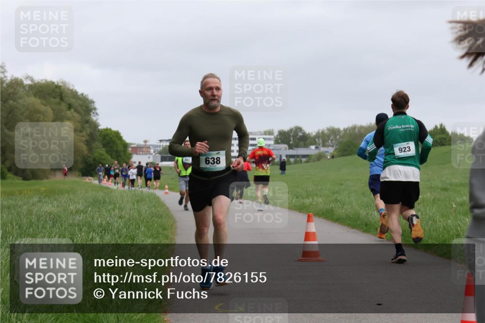 04.05.2025 - 8. Wedeler Halbmarathon Yannick Fuchs http://msf.ph/oto/7826155 04.05.2025 11:13:25 Laufen 638, 923 meine-sportfotos.de