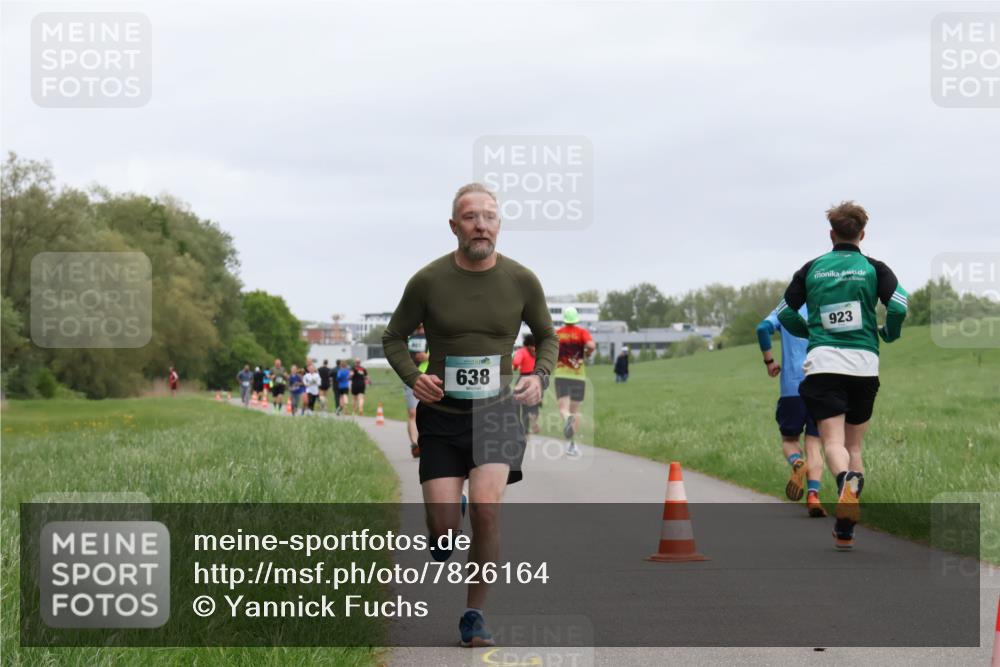 04.05.2025 - 8. Wedeler Halbmarathon Yannick Fuchs http://msf.ph/oto/7826164 04.05.2025 11:13:25 Laufen 638, 923 meine-sportfotos.de