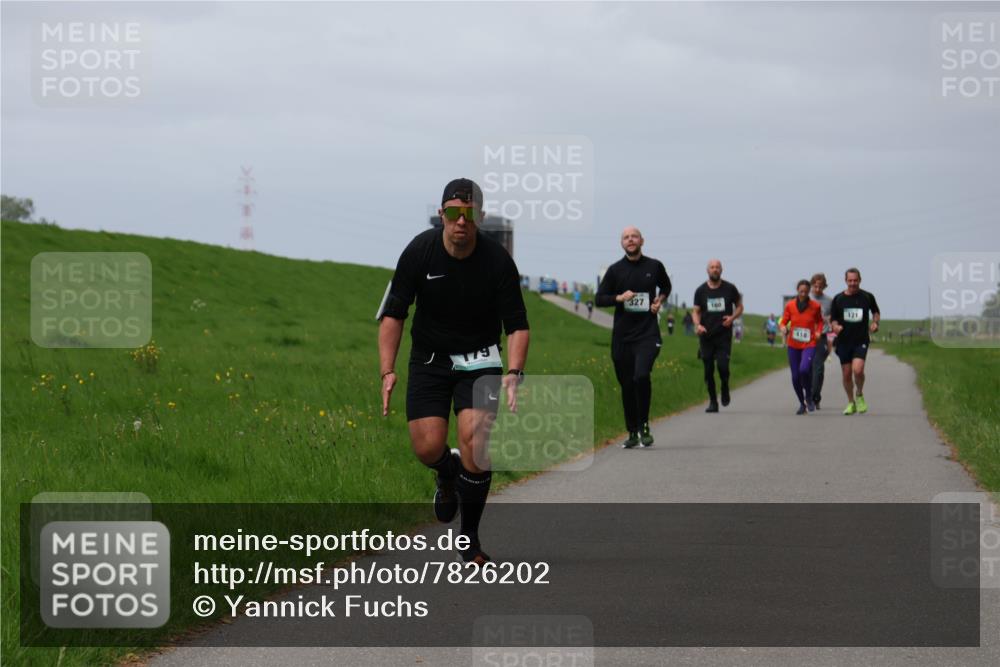 04.05.2025 - 8. Wedeler Halbmarathon Yannick Fuchs http://msf.ph/oto/7826202 04.05.2025 11:55:30 Laufen 179, 327, 160, 418, 121 meine-sportfotos.de
