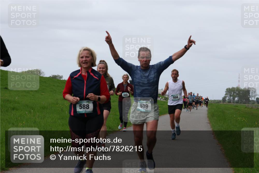 04.05.2025 - 8. Wedeler Halbmarathon Yannick Fuchs http://msf.ph/oto/7826215 04.05.2025 11:33:14 Laufen 588, 668, 639, 558 meine-sportfotos.de