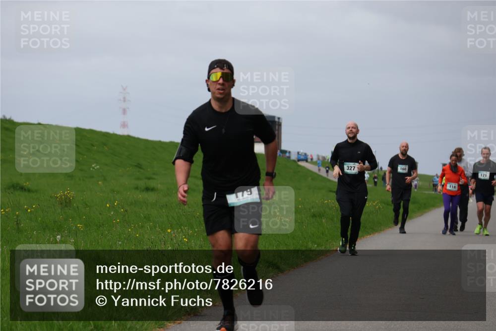 04.05.2025 - 8. Wedeler Halbmarathon Yannick Fuchs http://msf.ph/oto/7826216 04.05.2025 11:55:31 Laufen 327, 179, 160, 118, 121 meine-sportfotos.de
