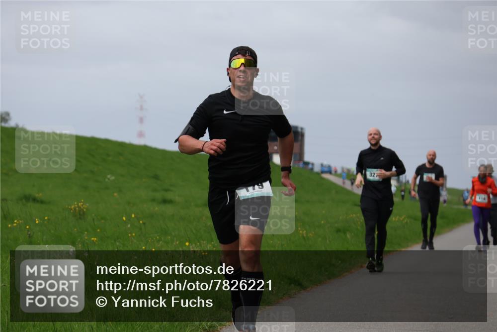 04.05.2025 - 8. Wedeler Halbmarathon Yannick Fuchs http://msf.ph/oto/7826221 04.05.2025 11:55:31 Laufen 179, 327, 116 meine-sportfotos.de