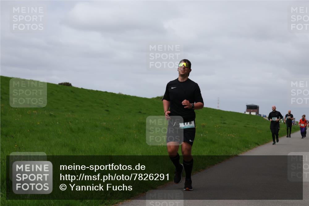 04.05.2025 - 8. Wedeler Halbmarathon Yannick Fuchs http://msf.ph/oto/7826291 04.05.2025 11:55:32 Laufen 179 meine-sportfotos.de
