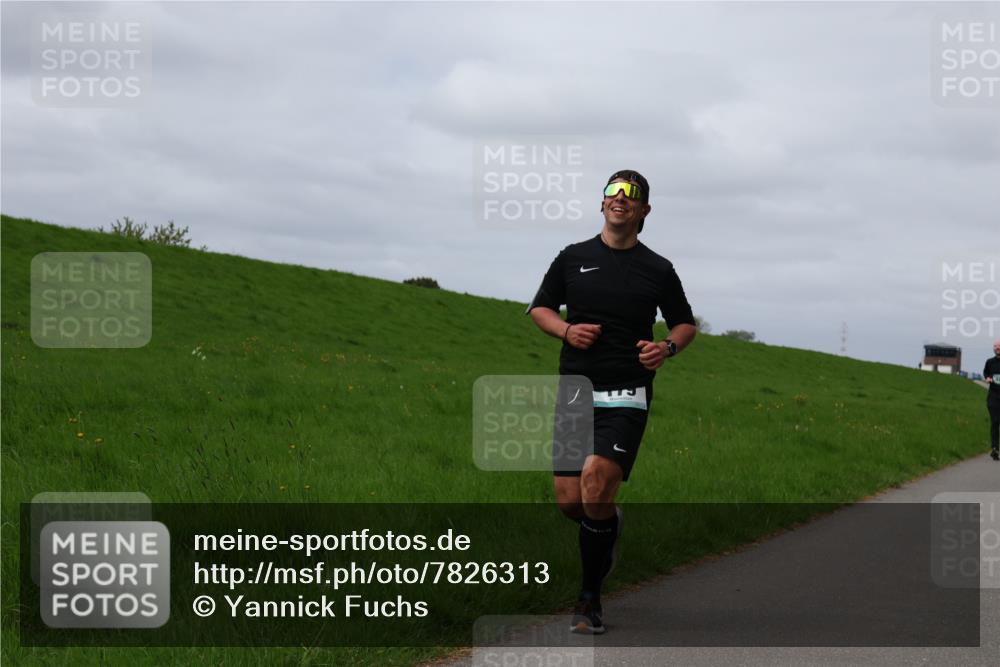 04.05.2025 - 8. Wedeler Halbmarathon Yannick Fuchs http://msf.ph/oto/7826313 04.05.2025 11:55:33 Laufen  meine-sportfotos.de