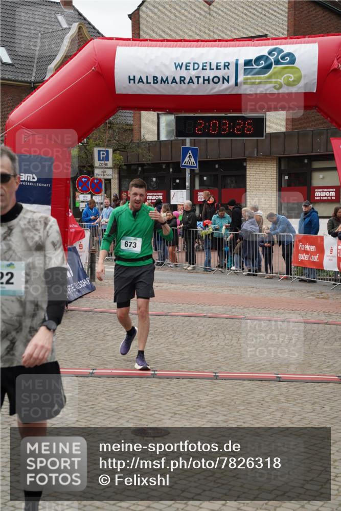 04.05.2025 - 8. Wedeler Halbmarathon Felixshl http://msf.ph/oto/7826318 04.05.2025 12:03:24 Ziel 122, 673 meine-sportfotos.de