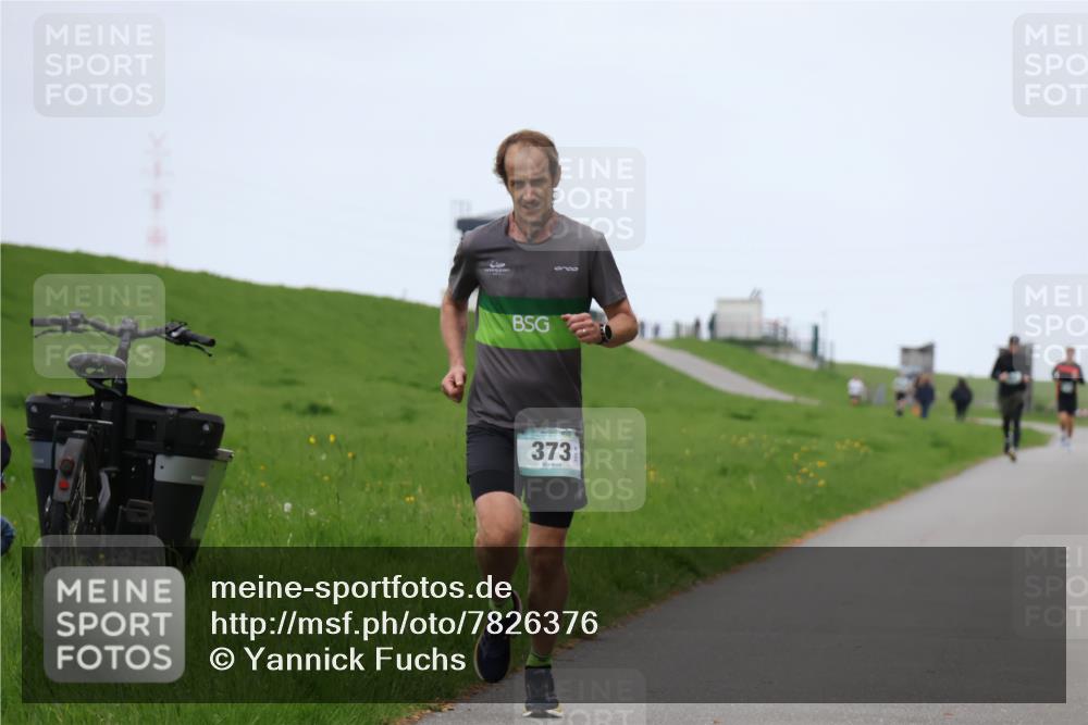 04.05.2025 - 8. Wedeler Halbmarathon Yannick Fuchs http://msf.ph/oto/7826376 04.05.2025 11:13:43 Laufen 373 meine-sportfotos.de