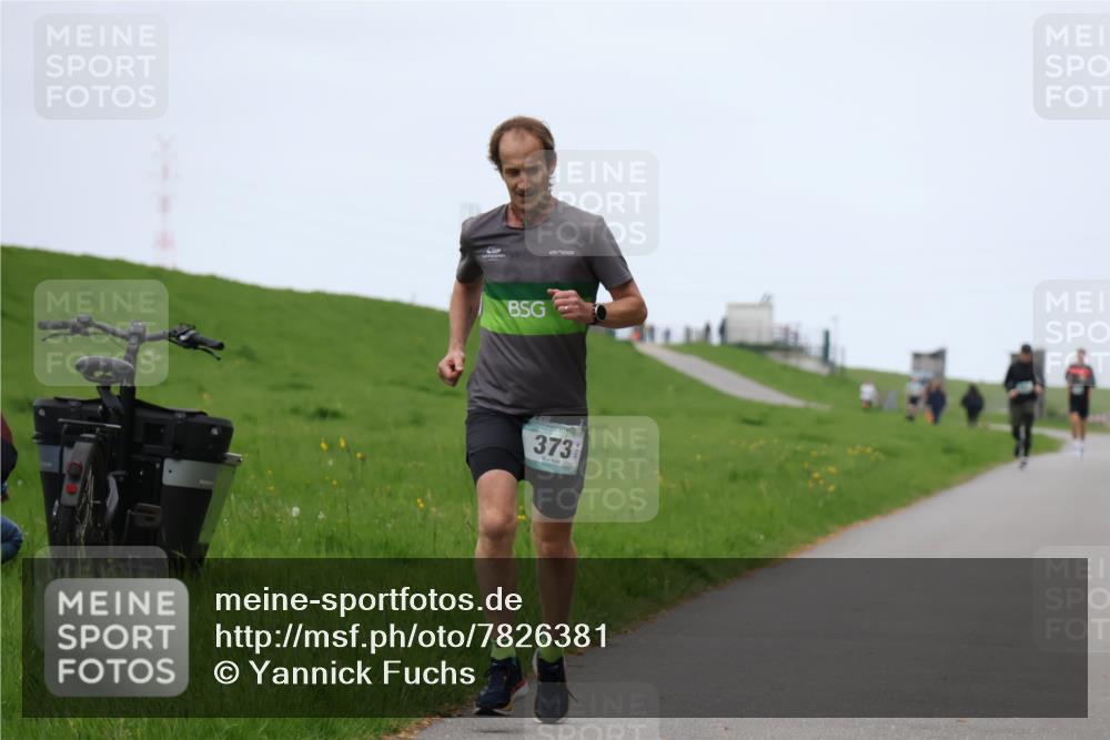 04.05.2025 - 8. Wedeler Halbmarathon Yannick Fuchs http://msf.ph/oto/7826381 04.05.2025 11:13:43 Laufen 8, 373 meine-sportfotos.de