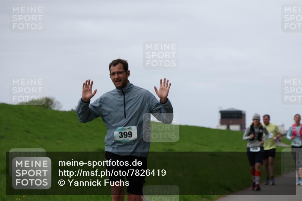 04.05.2025 - 8. Wedeler Halbmarathon Yannick Fuchs http://msf.ph/oto/7826419 04.05.2025 11:33:28 Laufen 399 meine-sportfotos.de