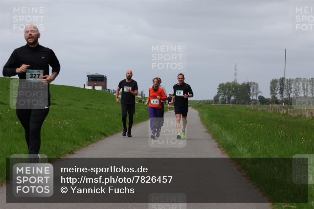 04.05.2025 - 8. Wedeler Halbmarathon Yannick Fuchs http://msf.ph/oto/7826457 04.05.2025 11:55:39 Laufen 327, 118, 121 meine-sportfotos.de