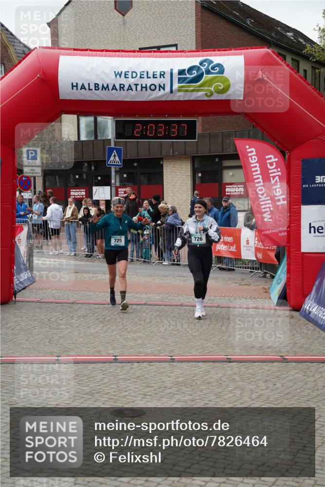 04.05.2025 - 8. Wedeler Halbmarathon Felixshl http://msf.ph/oto/7826464 04.05.2025 12:03:35 Ziel 449, 725 meine-sportfotos.de