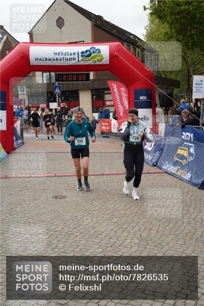 04.05.2025 - 8. Wedeler Halbmarathon Felixshl http://msf.ph/oto/7826535 04.05.2025 12:03:37 Ziel 449, 725, 733, 734 meine-sportfotos.de