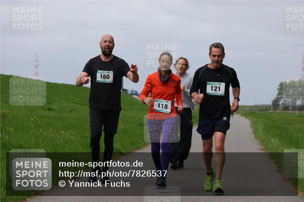 04.05.2025 - 8. Wedeler Halbmarathon Yannick Fuchs http://msf.ph/oto/7826537 04.05.2025 11:55:43 Laufen 160, 118, 121 meine-sportfotos.de