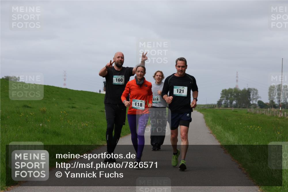 04.05.2025 - 8. Wedeler Halbmarathon Yannick Fuchs http://msf.ph/oto/7826571 04.05.2025 11:55:44 Laufen 160, 118, 818, 121 meine-sportfotos.de