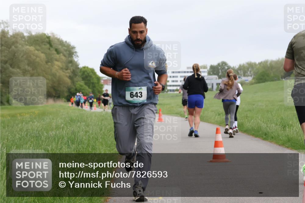 04.05.2025 - 8. Wedeler Halbmarathon Yannick Fuchs http://msf.ph/oto/7826593 04.05.2025 11:14:00 Laufen 643 meine-sportfotos.de