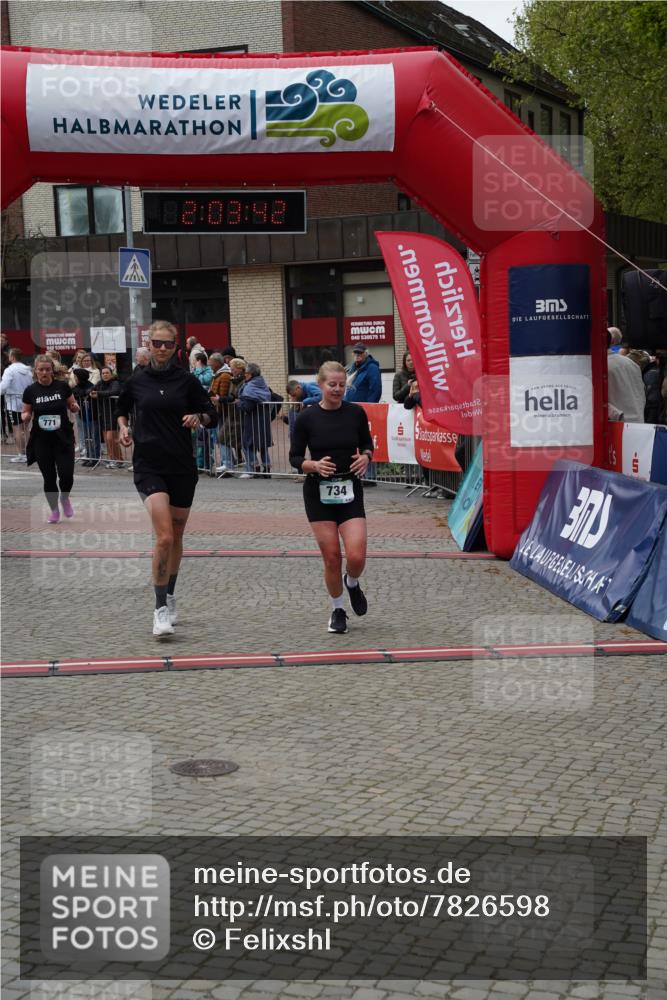 04.05.2025 - 8. Wedeler Halbmarathon Felixshl http://msf.ph/oto/7826598 04.05.2025 12:03:40 Ziel 725, 733, 734, 771 meine-sportfotos.de