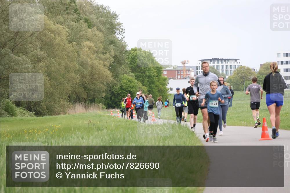 04.05.2025 - 8. Wedeler Halbmarathon Yannick Fuchs http://msf.ph/oto/7826690 04.05.2025 11:14:06 Laufen 0, 1174 meine-sportfotos.de