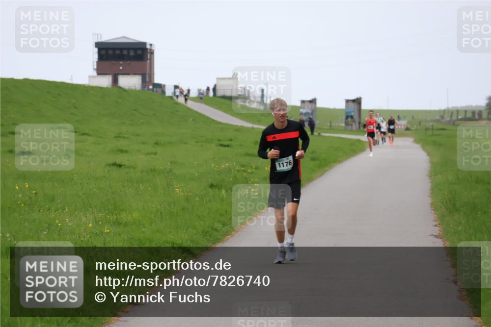 04.05.2025 - 8. Wedeler Halbmarathon Yannick Fuchs http://msf.ph/oto/7826740 04.05.2025 11:14:11 Laufen 1176 meine-sportfotos.de