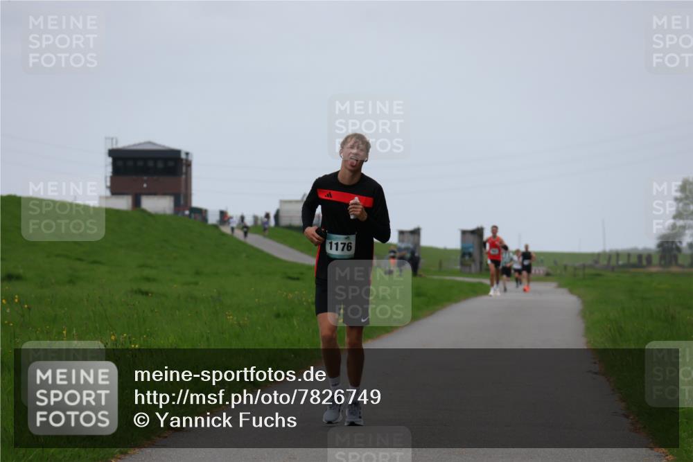 04.05.2025 - 8. Wedeler Halbmarathon Yannick Fuchs http://msf.ph/oto/7826749 04.05.2025 11:14:13 Laufen 1176 meine-sportfotos.de