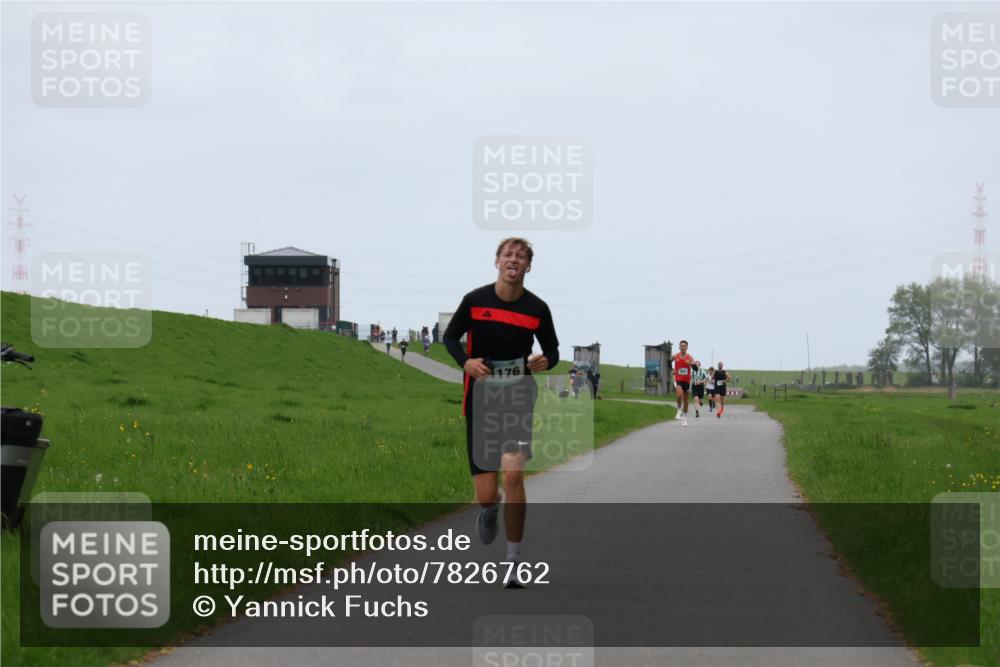04.05.2025 - 8. Wedeler Halbmarathon Yannick Fuchs http://msf.ph/oto/7826762 04.05.2025 11:14:13 Laufen 176 meine-sportfotos.de