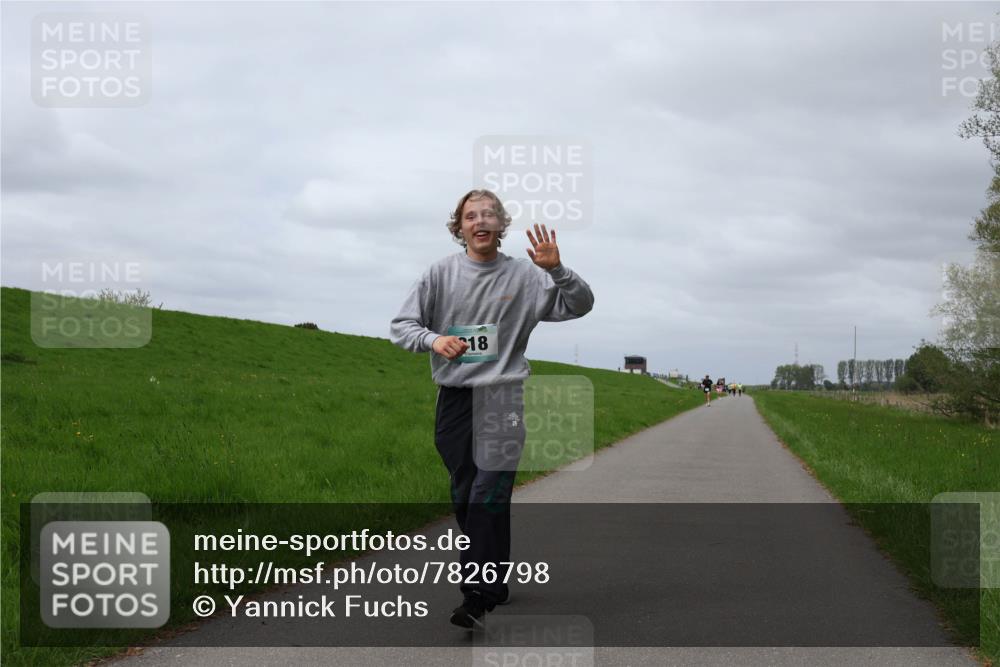 04.05.2025 - 8. Wedeler Halbmarathon Yannick Fuchs http://msf.ph/oto/7826798 04.05.2025 11:55:50 Laufen 18 meine-sportfotos.de