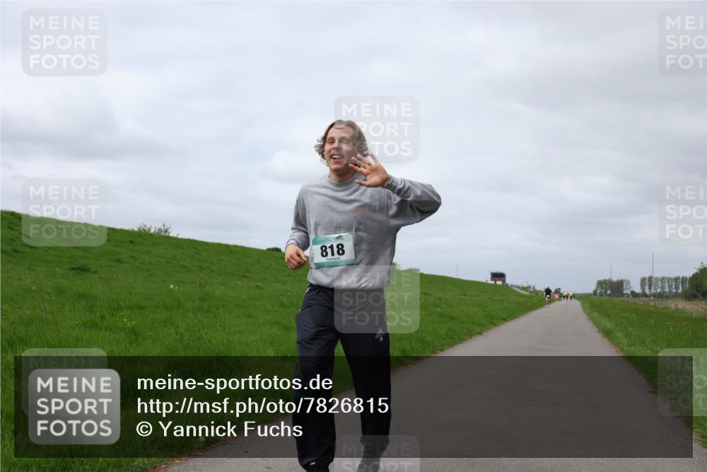 04.05.2025 - 8. Wedeler Halbmarathon Yannick Fuchs http://msf.ph/oto/7826815 04.05.2025 11:55:50 Laufen 818 meine-sportfotos.de