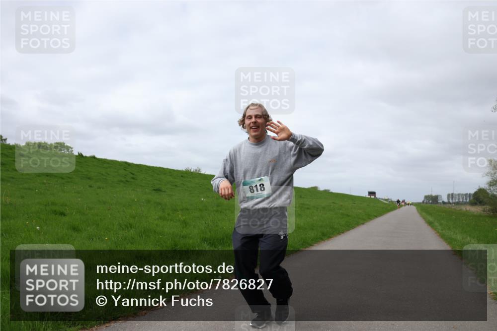 04.05.2025 - 8. Wedeler Halbmarathon Yannick Fuchs http://msf.ph/oto/7826827 04.05.2025 11:55:50 Laufen 818 meine-sportfotos.de