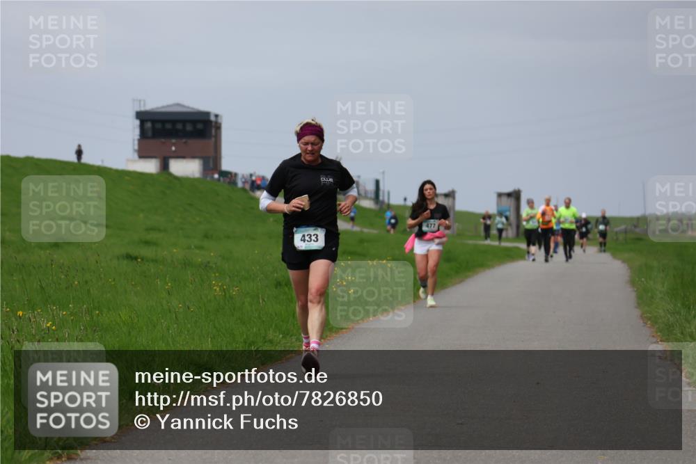 04.05.2025 - 8. Wedeler Halbmarathon Yannick Fuchs http://msf.ph/oto/7826850 04.05.2025 11:56:01 Laufen 433 meine-sportfotos.de