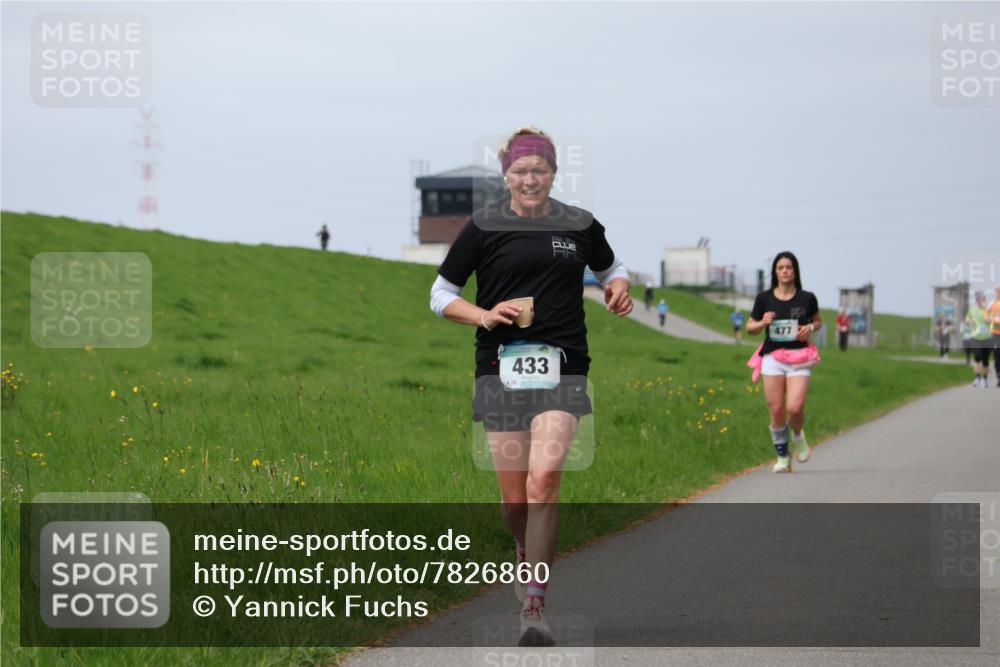 04.05.2025 - 8. Wedeler Halbmarathon Yannick Fuchs http://msf.ph/oto/7826860 04.05.2025 11:56:04 Laufen 433, 477 meine-sportfotos.de