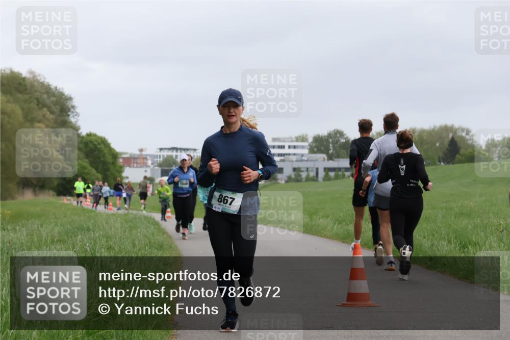04.05.2025 - 8. Wedeler Halbmarathon Yannick Fuchs http://msf.ph/oto/7826872 04.05.2025 11:14:28 Laufen 1008, 867, 8151 meine-sportfotos.de