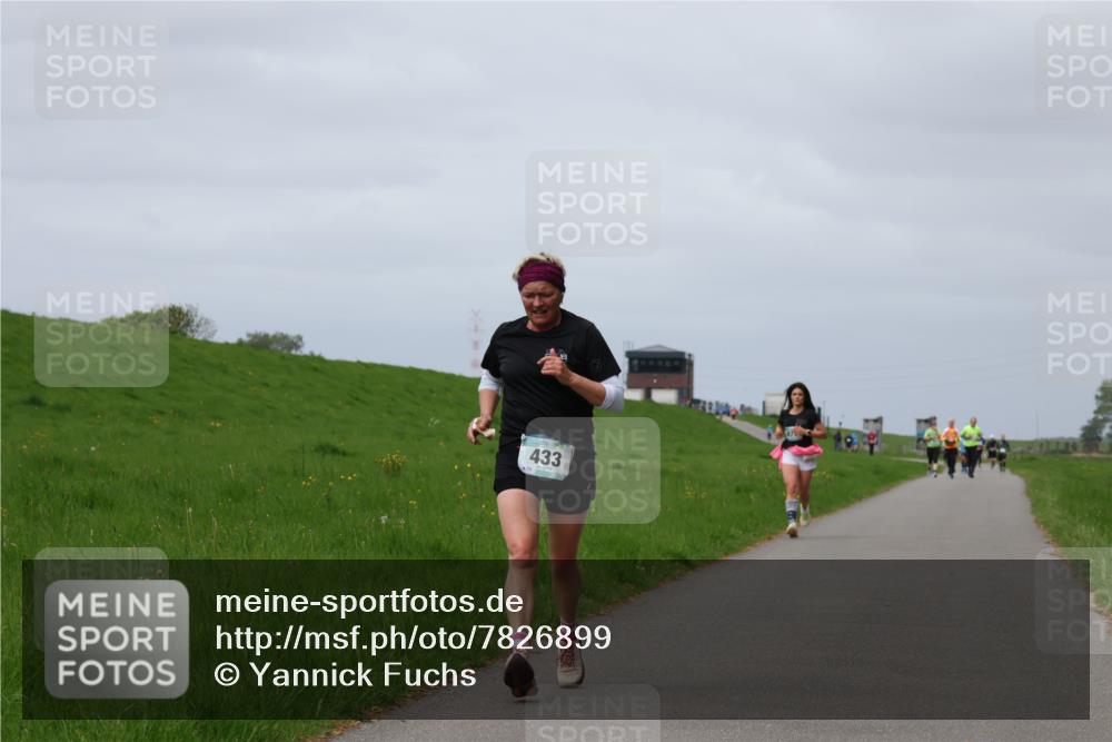 04.05.2025 - 8. Wedeler Halbmarathon Yannick Fuchs http://msf.ph/oto/7826899 04.05.2025 11:56:07 Laufen 433, 78 meine-sportfotos.de