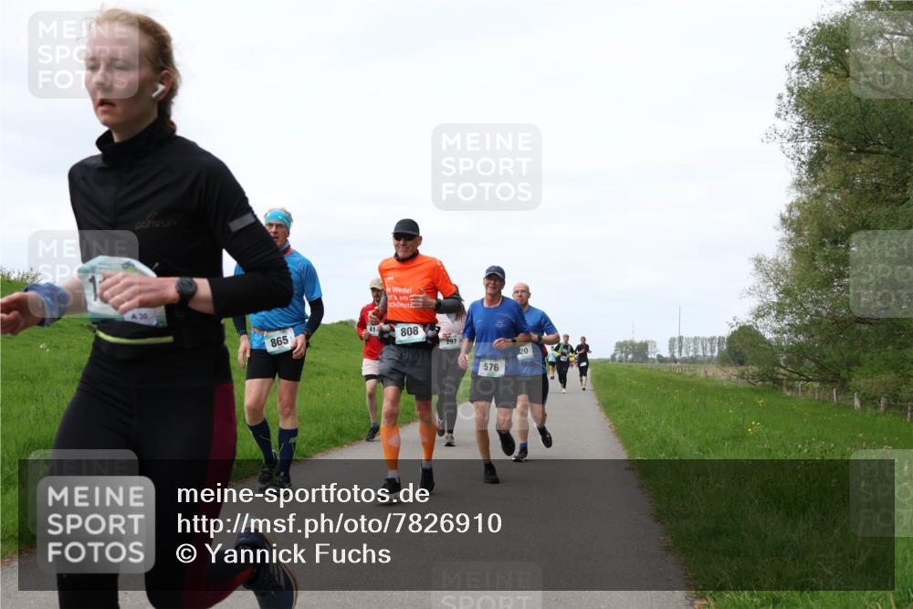 04.05.2025 - 8. Wedeler Halbmarathon Yannick Fuchs http://msf.ph/oto/7826910 04.05.2025 11:33:49 Laufen 865, 808, 297, 576, 20 meine-sportfotos.de