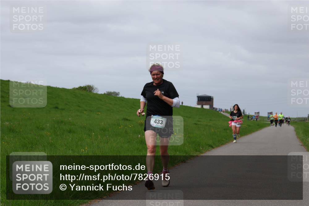 04.05.2025 - 8. Wedeler Halbmarathon Yannick Fuchs http://msf.ph/oto/7826915 04.05.2025 11:56:07 Laufen 433 meine-sportfotos.de