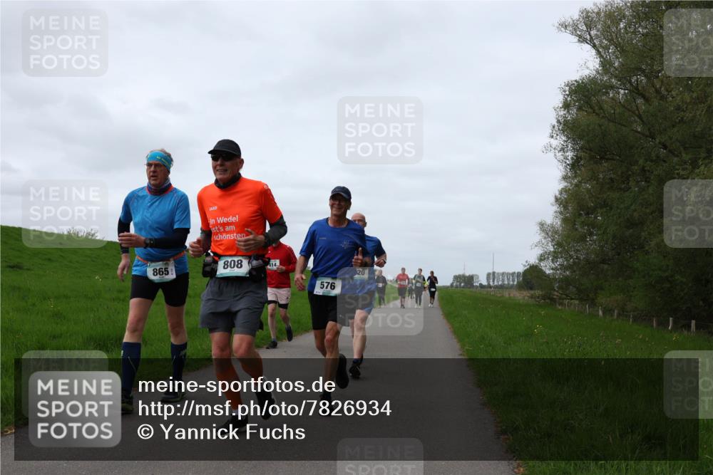 04.05.2025 - 8. Wedeler Halbmarathon Yannick Fuchs http://msf.ph/oto/7826934 04.05.2025 11:33:50 Laufen 865, 808, 414, 576, 20 meine-sportfotos.de