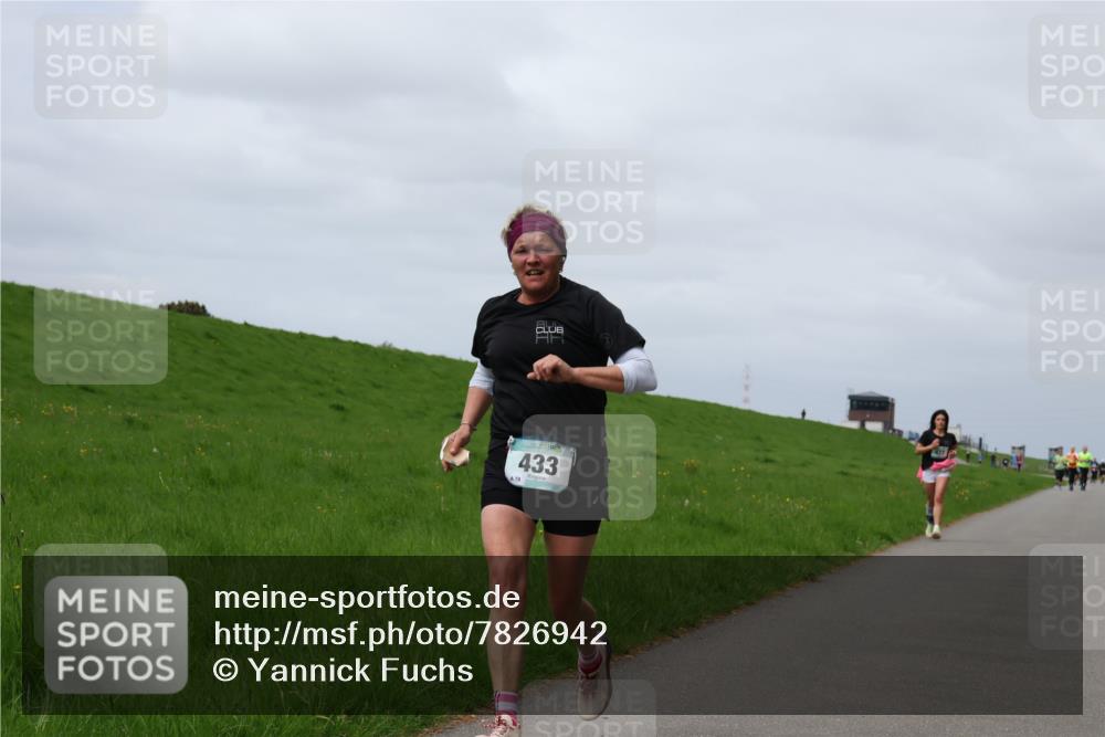 04.05.2025 - 8. Wedeler Halbmarathon Yannick Fuchs http://msf.ph/oto/7826942 04.05.2025 11:56:09 Laufen 433, 78 meine-sportfotos.de
