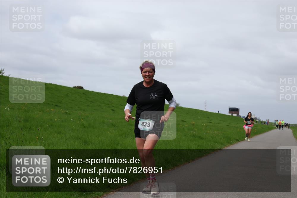 04.05.2025 - 8. Wedeler Halbmarathon Yannick Fuchs http://msf.ph/oto/7826951 04.05.2025 11:56:09 Laufen 433 meine-sportfotos.de