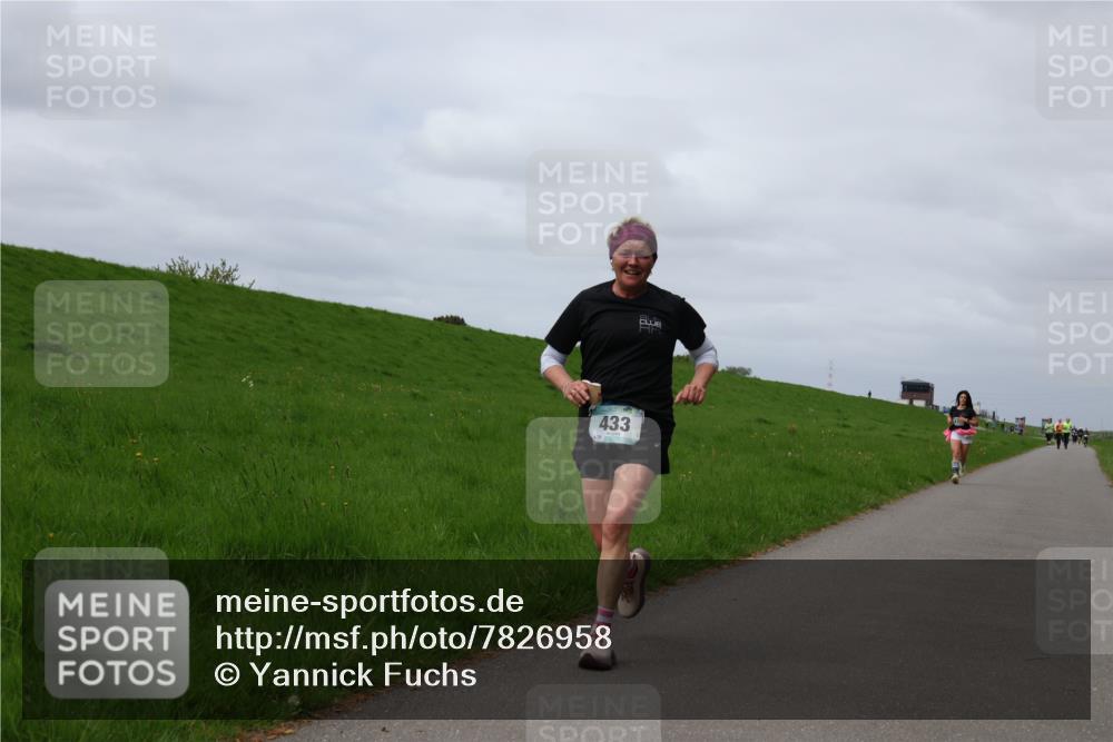 04.05.2025 - 8. Wedeler Halbmarathon Yannick Fuchs http://msf.ph/oto/7826958 04.05.2025 11:56:09 Laufen 433 meine-sportfotos.de