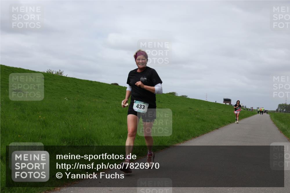 04.05.2025 - 8. Wedeler Halbmarathon Yannick Fuchs http://msf.ph/oto/7826970 04.05.2025 11:56:10 Laufen 433 meine-sportfotos.de