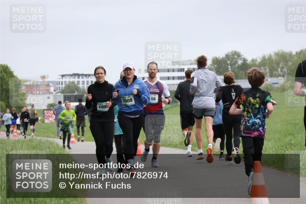 04.05.2025 - 8. Wedeler Halbmarathon Yannick Fuchs http://msf.ph/oto/7826974 04.05.2025 11:14:31 Laufen 9999, 1900, 109, 1203, 1008, 66 meine-sportfotos.de