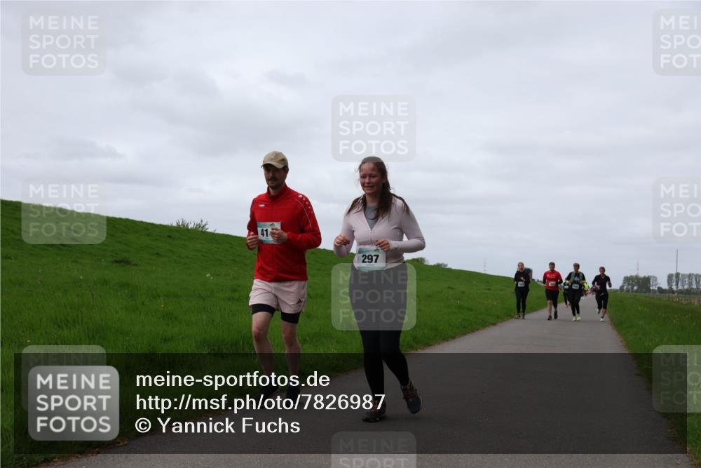 04.05.2025 - 8. Wedeler Halbmarathon Yannick Fuchs http://msf.ph/oto/7826987 04.05.2025 11:33:52 Laufen 297 meine-sportfotos.de