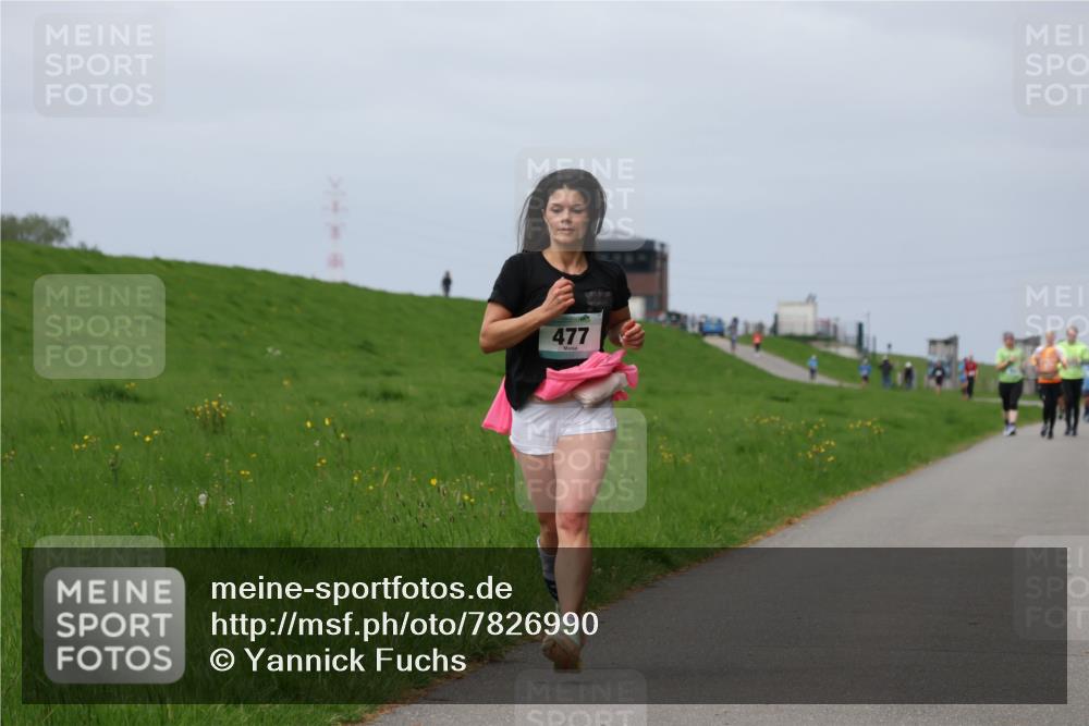 04.05.2025 - 8. Wedeler Halbmarathon Yannick Fuchs http://msf.ph/oto/7826990 04.05.2025 11:56:13 Laufen 477 meine-sportfotos.de