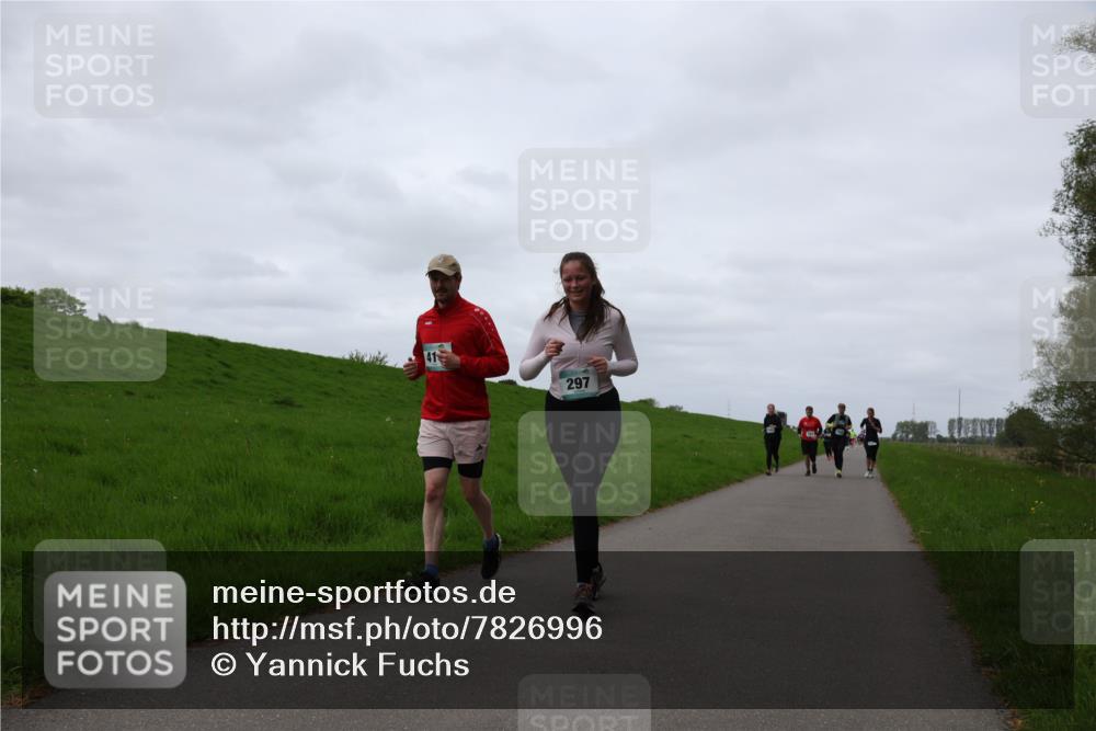 04.05.2025 - 8. Wedeler Halbmarathon Yannick Fuchs http://msf.ph/oto/7826996 04.05.2025 11:33:52 Laufen 41, 297 meine-sportfotos.de