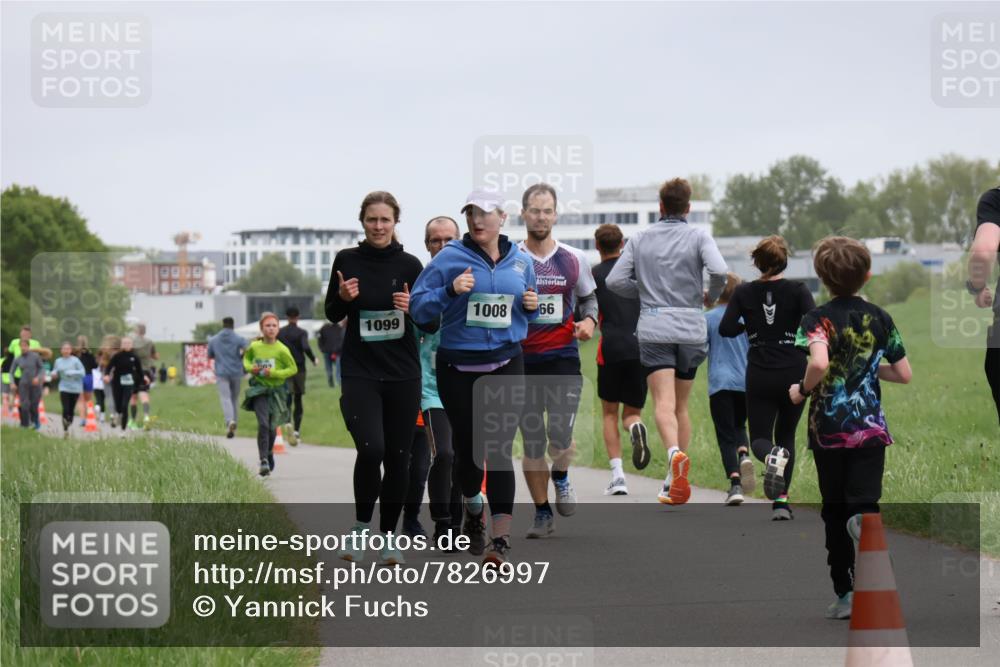 04.05.2025 - 8. Wedeler Halbmarathon Yannick Fuchs http://msf.ph/oto/7826997 04.05.2025 11:14:32 Laufen 199, 1099, 1008, 66 meine-sportfotos.de