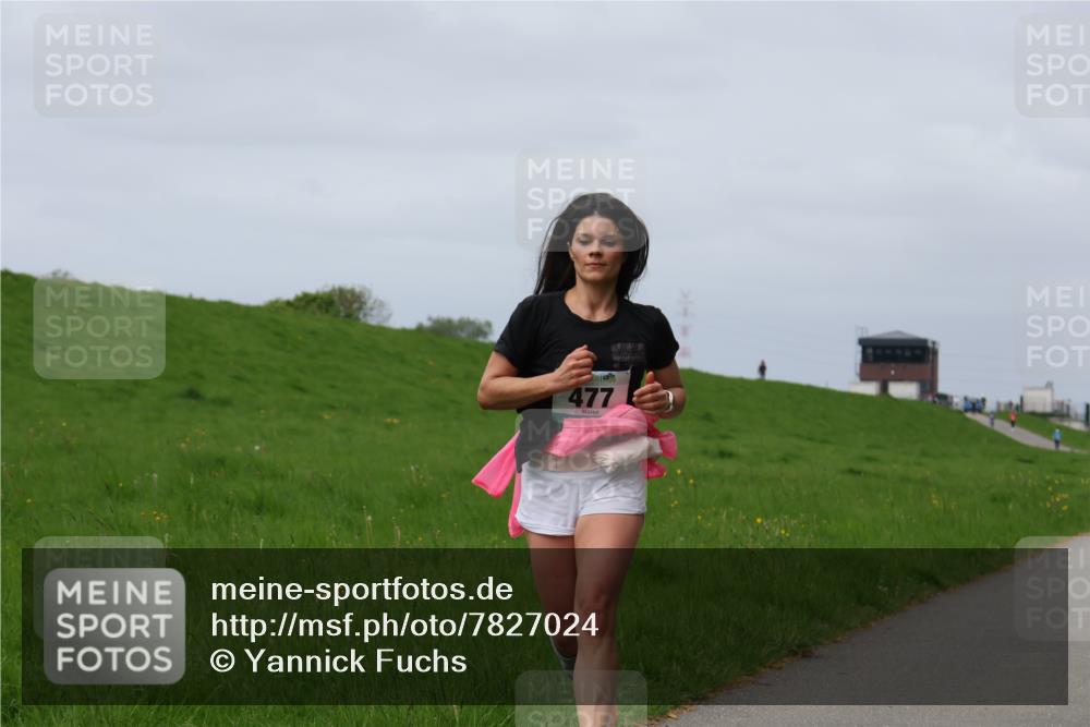04.05.2025 - 8. Wedeler Halbmarathon Yannick Fuchs http://msf.ph/oto/7827024 04.05.2025 11:56:15 Laufen 477 meine-sportfotos.de