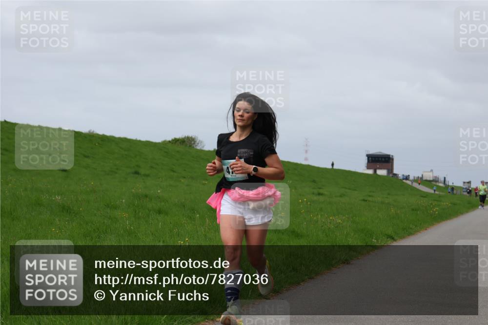 04.05.2025 - 8. Wedeler Halbmarathon Yannick Fuchs http://msf.ph/oto/7827036 04.05.2025 11:56:15 Laufen 4 meine-sportfotos.de