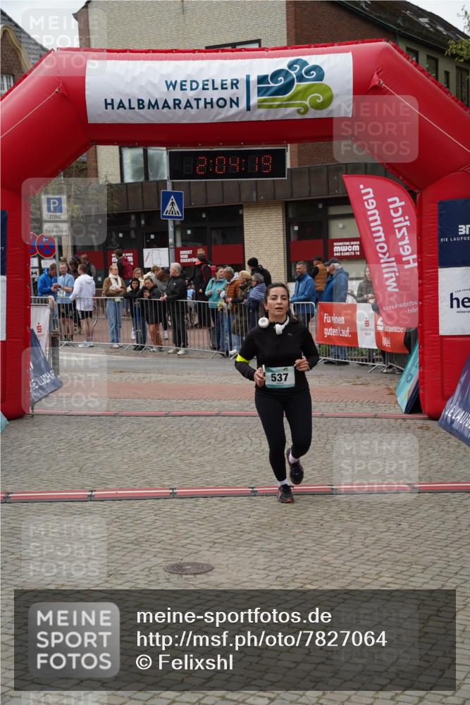 04.05.2025 - 8. Wedeler Halbmarathon Felixshl http://msf.ph/oto/7827064 04.05.2025 12:04:16 Ziel 537 meine-sportfotos.de