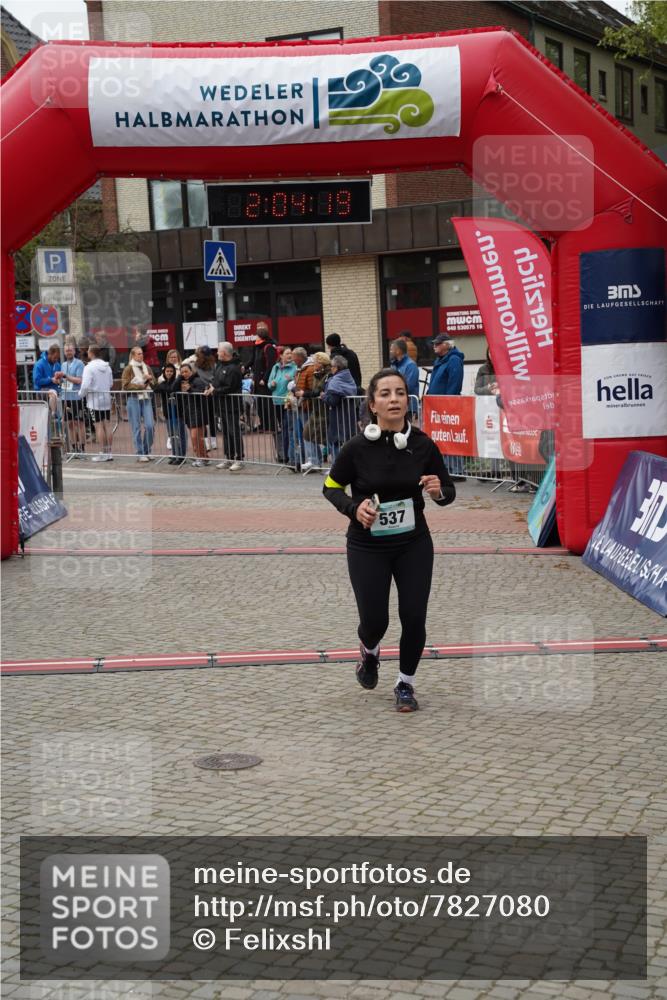 04.05.2025 - 8. Wedeler Halbmarathon Felixshl http://msf.ph/oto/7827080 04.05.2025 12:04:17 Ziel 537 meine-sportfotos.de