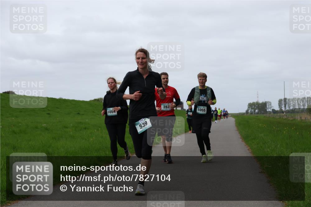 04.05.2025 - 8. Wedeler Halbmarathon Yannick Fuchs http://msf.ph/oto/7827104 04.05.2025 11:33:57 Laufen 1054, 539, 283, 1055 meine-sportfotos.de