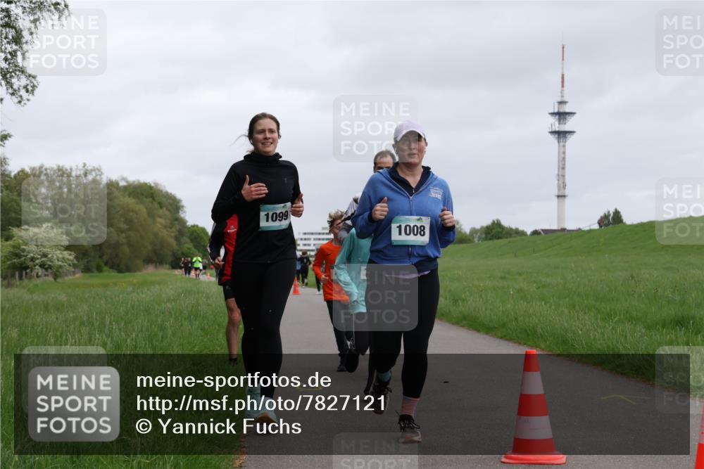 04.05.2025 - 8. Wedeler Halbmarathon Yannick Fuchs http://msf.ph/oto/7827121 04.05.2025 11:14:39 Laufen 1099, 1008 meine-sportfotos.de